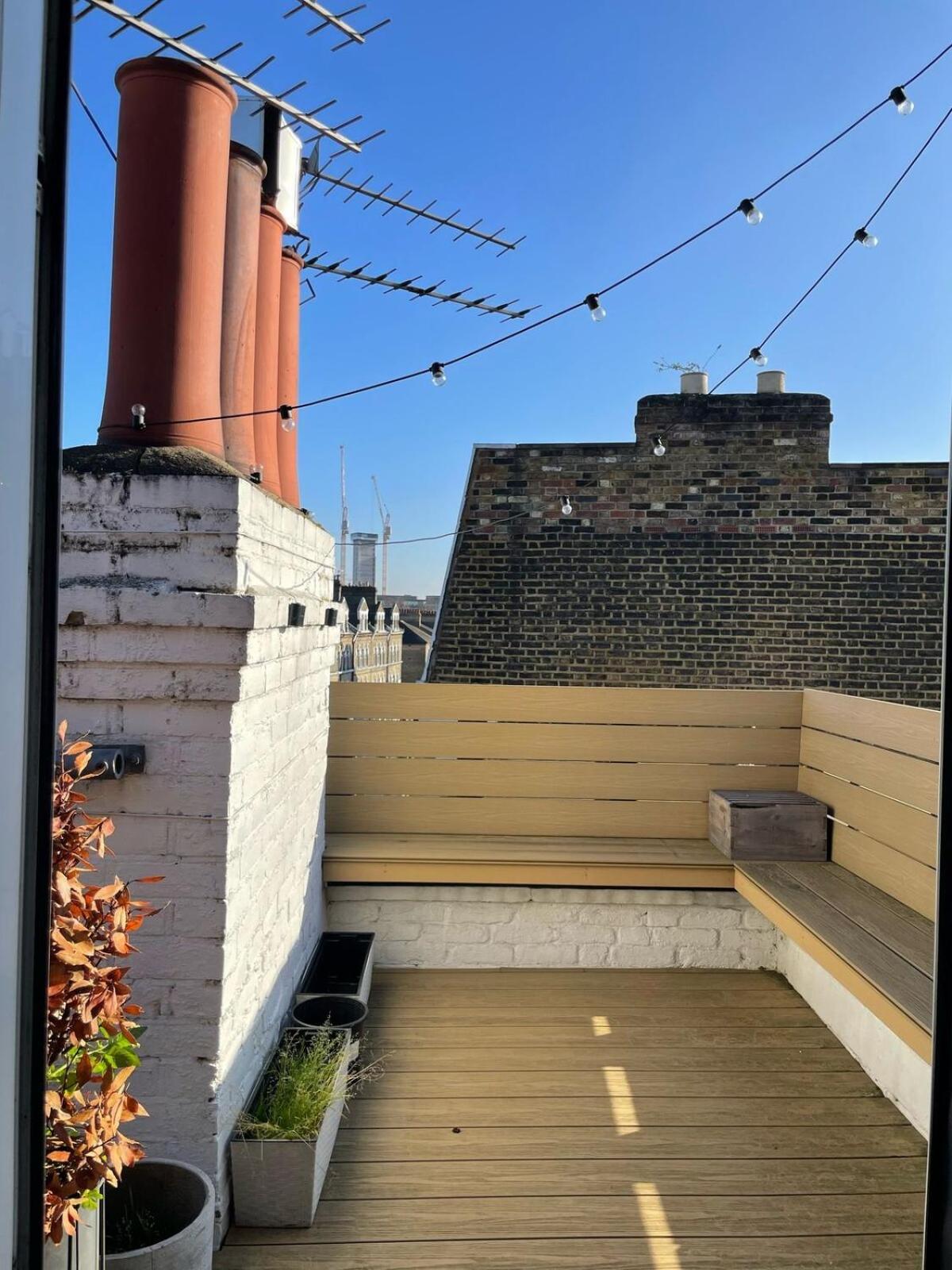Boutique 2br With Roof Terrace Near Tube - West Kensington Appartamento Londra