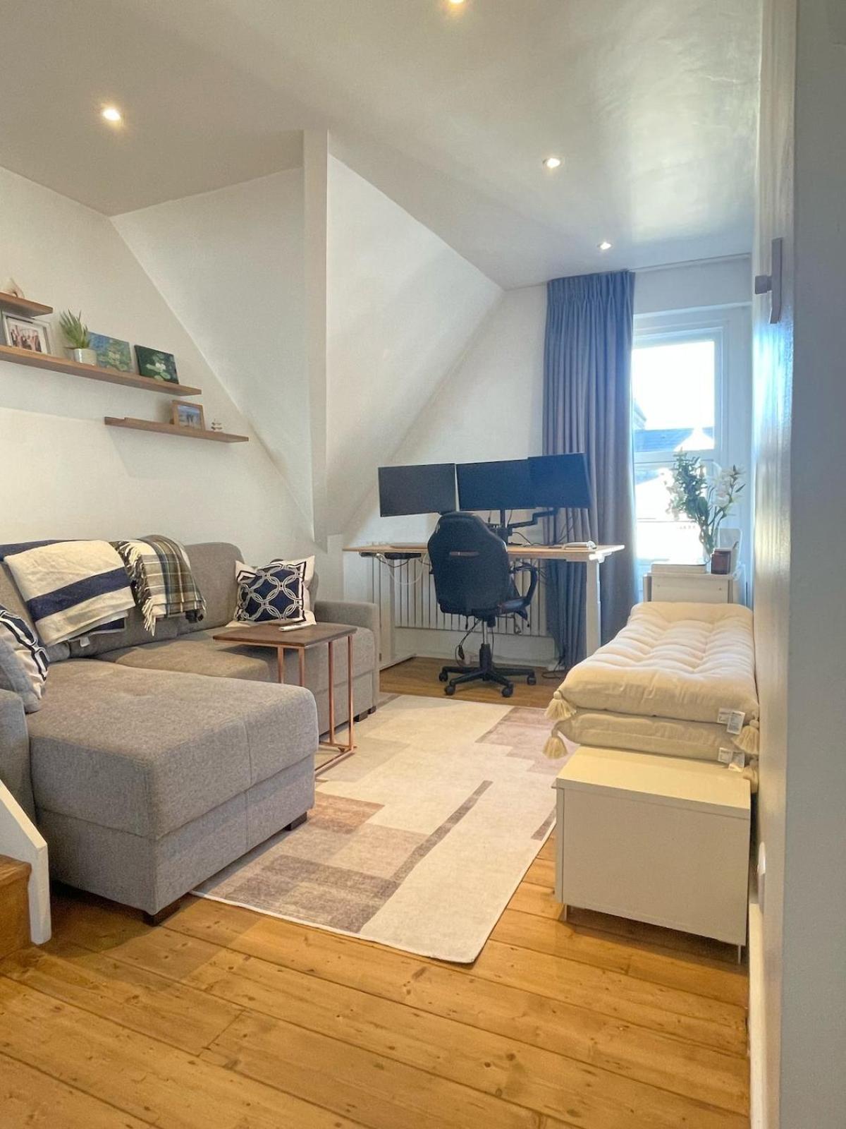 Boutique 2br With Roof Terrace Near Tube - West Kensington Appartamento
